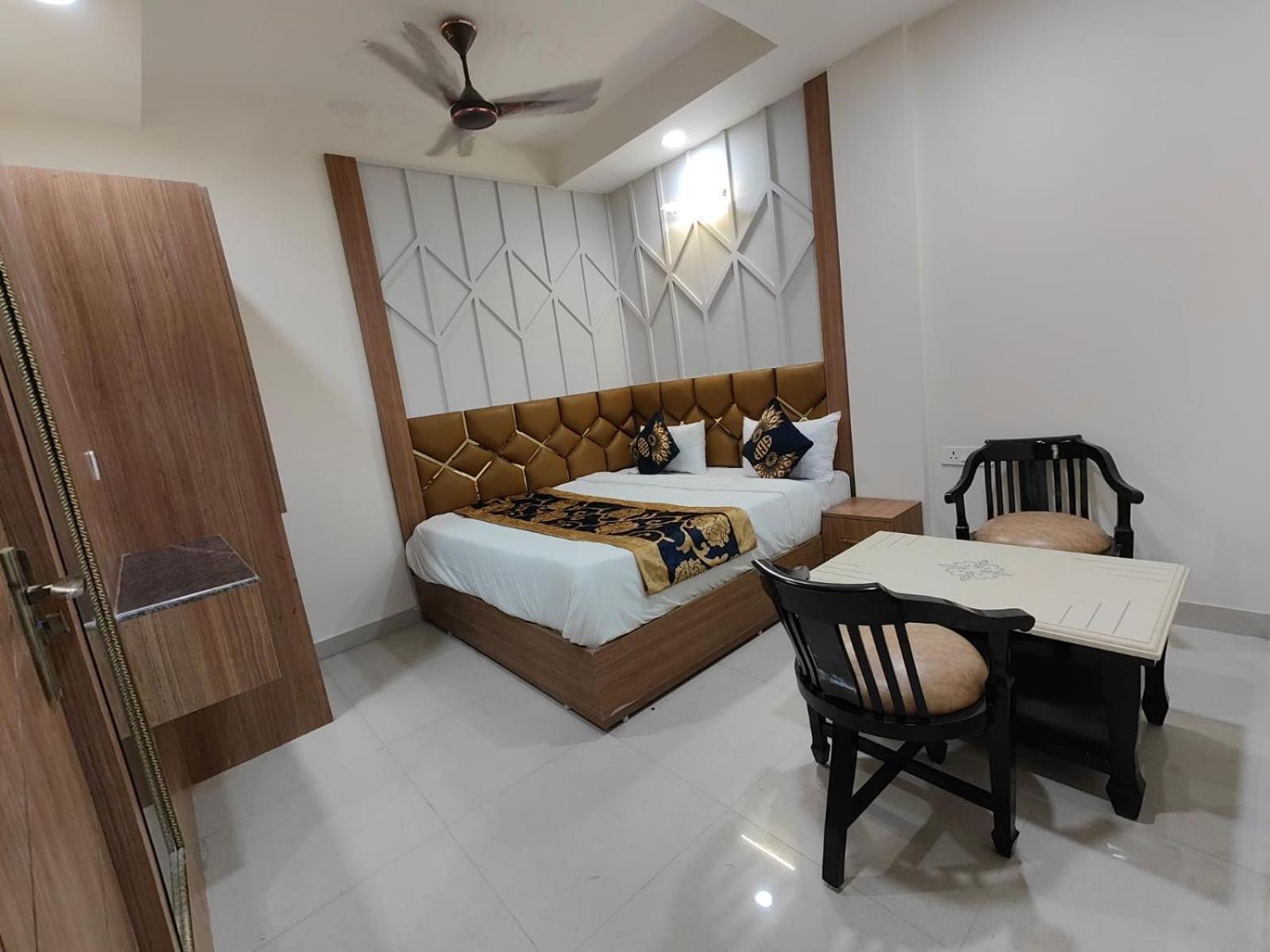 Hotel Nova Inn Delhi Airport * New Delhi